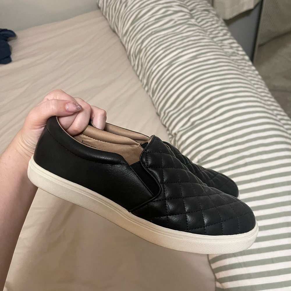 Slip on sneakers